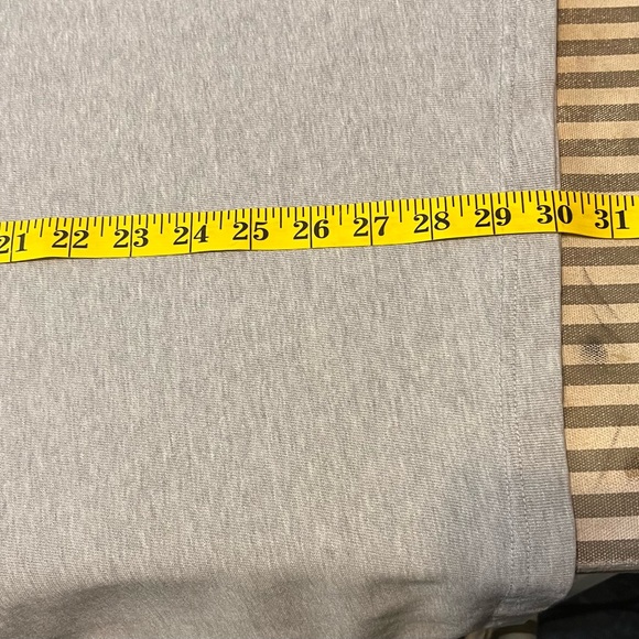 Abercrombie & Fitch Lightweight Sweatshirt - Picture 7 of 7